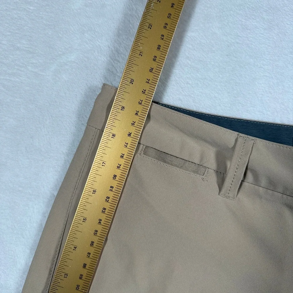 Quiksilver Amphibian Shorts Mens Size 32 Khaki 4 Way Stretch Quick Dry Shorts
